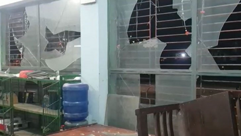 বাকিতে পেট্রল না দেওয়ায় পাম্প ভাংচুর করল ছাত্রলীগ