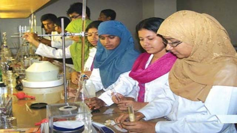 ডিপ্লোমা ফার্মাসিস্ট