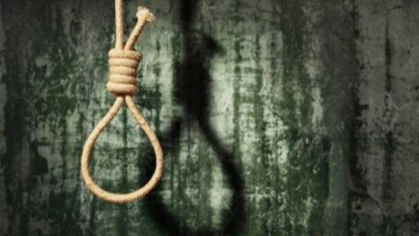 প্রেমিকাকে ভিডিও কলে রেখে এইচএসসি পরীক্ষার্থীর আত্মহত্যা