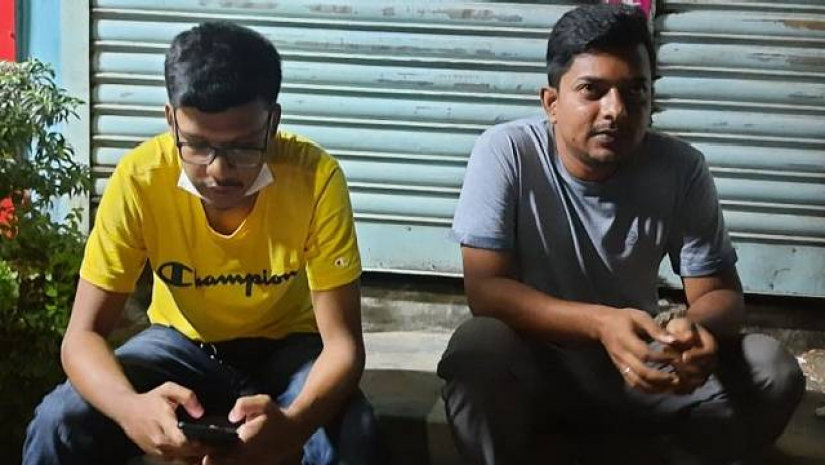 মিরপুরে যুবলীগ নেতার মারধরের শিকার ২ তরুণ লেখক