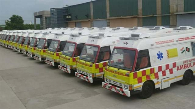 ভারতের উপহার দেয়া ৩০টি অ্যাম্বুলেন্স বাংলাদেশের পথে