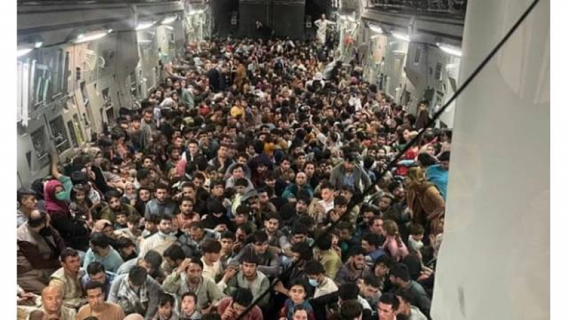 আফগানিস্তান ছেড়ে যাওয়া মার্কিন এই বিমানে কতজন যাত্রী ছিল?