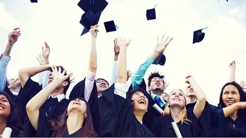  ফুল-ফ্রি স্কলারশিপের সুযোগ