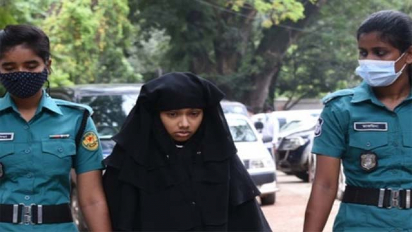 এই প্রথম নিষিদ্ধ ঘোষিত জঙ্গি সংগঠনে কলেজছাত্রী