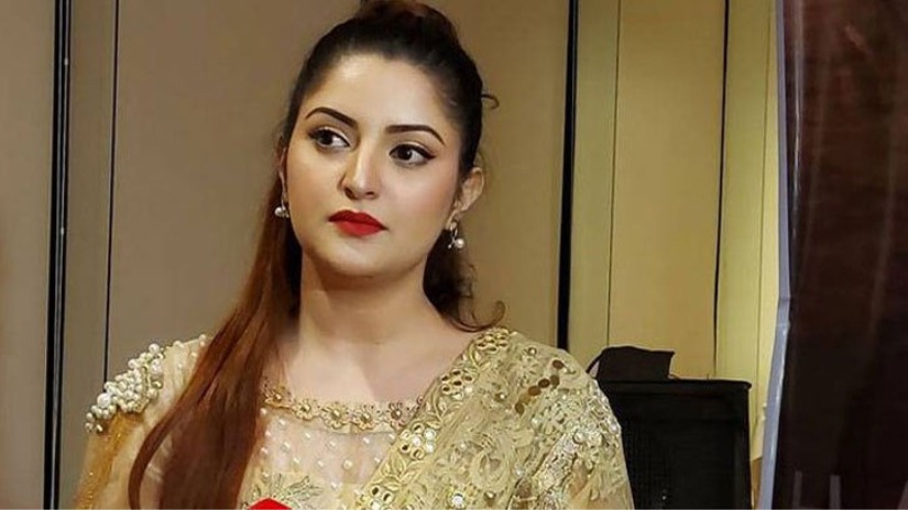 চিত্রনায়িকা পরী মণি