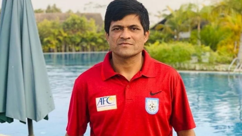 বাফুফের নারী দলের গোলকিপিং কোচ মোহাম্মদ সেলিম মিয়া