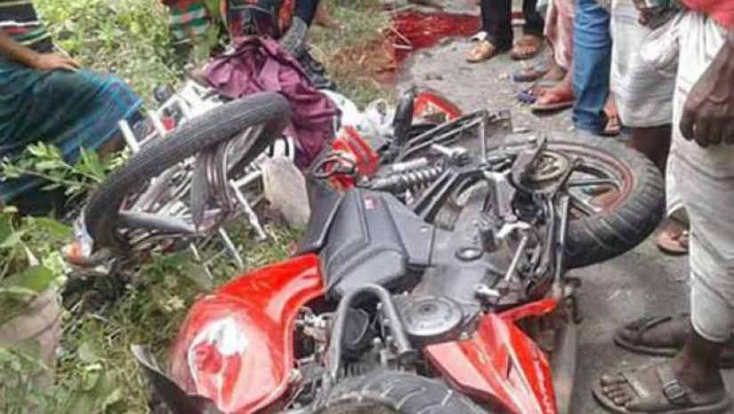 মোটরসাইকেল নিয়ে প্রতিযোগিতা, প্রাণ গেল ৩ যুবকের