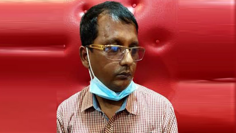 রেলপথ মন্ত্রণালয়ের ভুয়া সচিব আটক