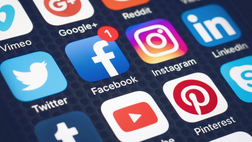 সামাজিক যোগাযোগমাধ্যমসহ বিভিন্ন ওয়েবসাইটের লোগো