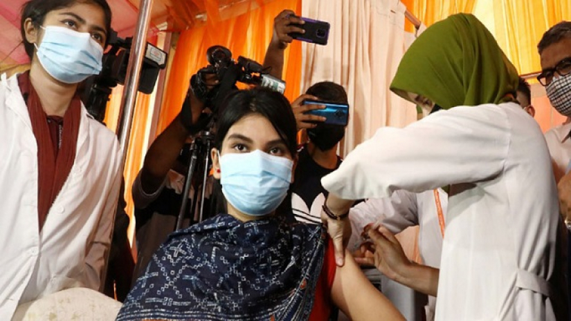 করোনা টিকা