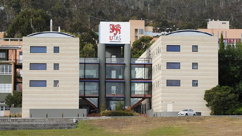 অস্ট্রেলিয়ার তাসমানিয়া বিশ্ববিদ্যালয়ে স্নাতক করতে পারবেন স্কলারশিপ নিয়ে