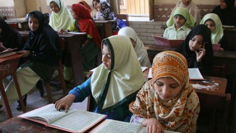 পাঞ্জাবে বাধ্যতামূলক কোরআন শিক্ষায় সংখ্যাগরিষ্ঠের সমর্থন