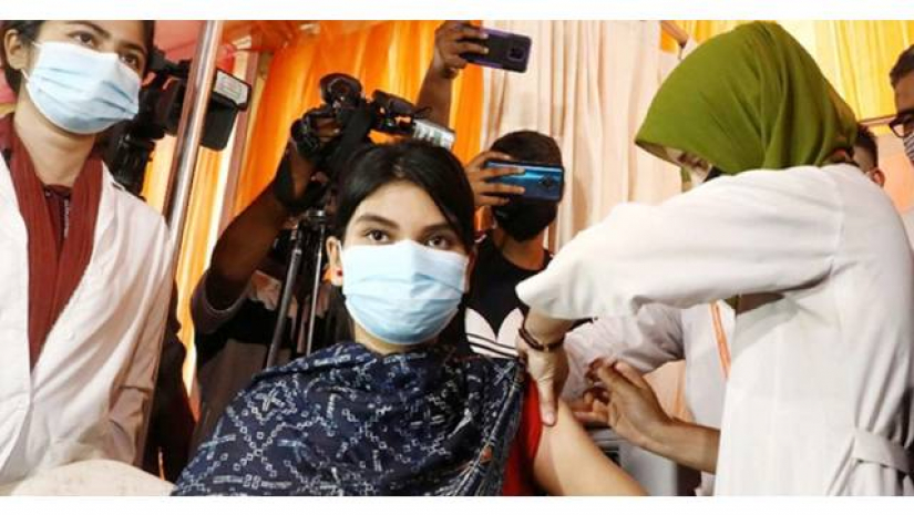 করোনা টিকার ক্যাম্পেইন 