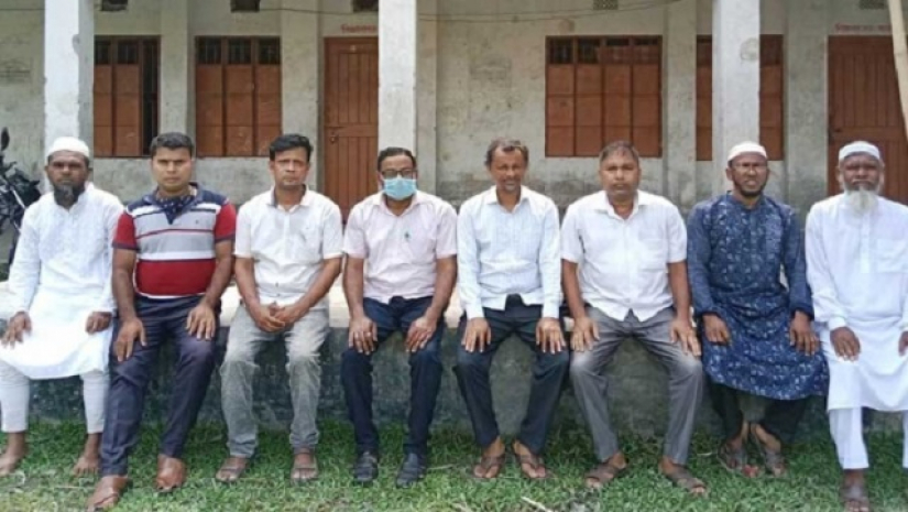 দুই মাস ধরে বেতন পাচ্ছেন না ৮ শিক্ষক