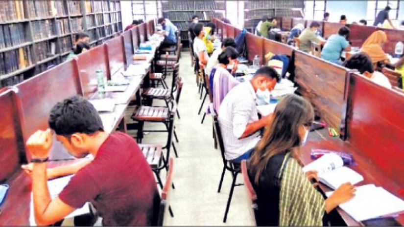 গ্রন্থাগার ব্যবহারের সময় বাড়াল ঢাবি