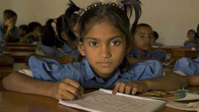 শিক্ষাখাতে বরাদ্দে আন্তর্জাতিক মানদণ্ড থেকে অনেক পিছিয়ে বাংলাদেশ