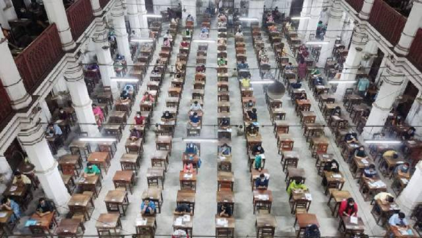 ‘খ’ ইউনিটের ভর্তি পরীক্ষা আজ, আসন প্রতি লড়বেন ২০ শিক্ষার্থী