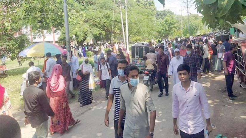 রাবি কেন্দ্রে ঢাবির পরীক্ষা