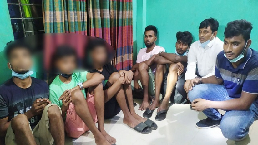 আটককৃতরা