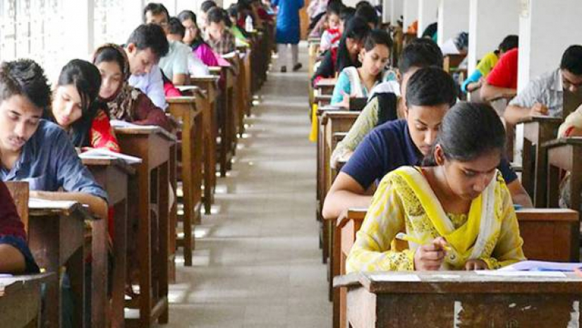 আসন সংখ্যা ১২,৪৯১, আবেদনকারী ১,৩১,৯০৫