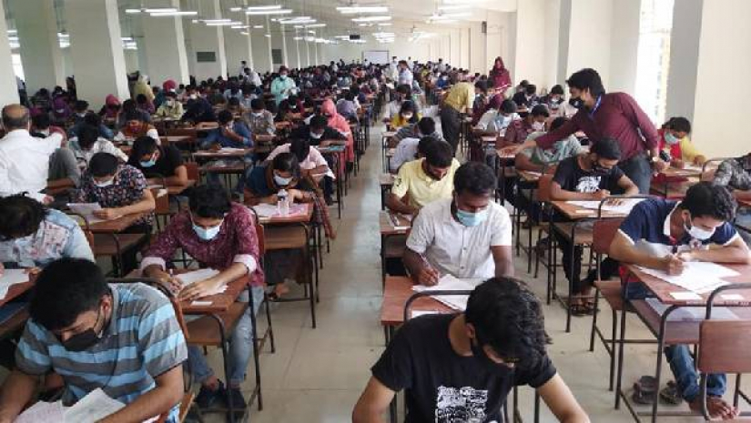 গুচ্ছ ভর্তি: ‘ক’ ইউনিটের ইংরেজি অংশের সমাধান