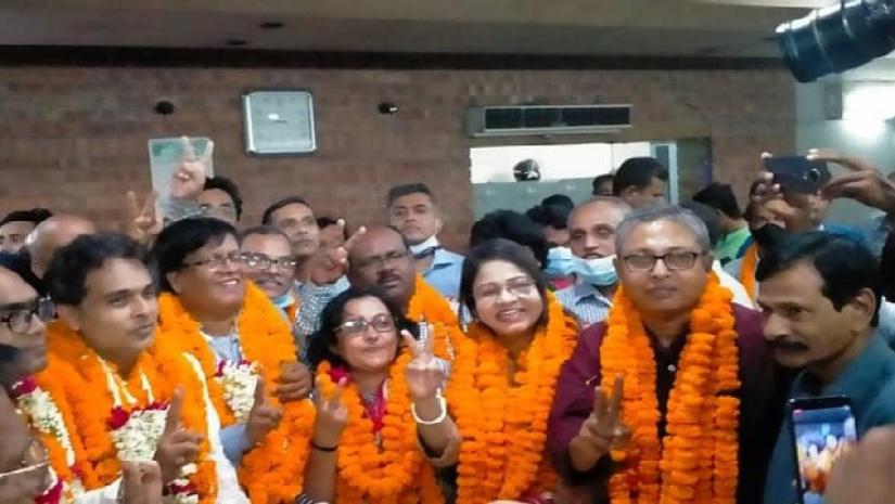 নবনির্বাচিত বিএফইউজে নেতৃবৃন্দ