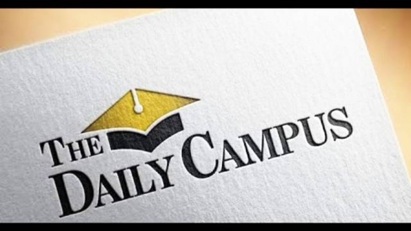নিউজরুম এডিটর ও ক্যাম্পাস প্রতিনিধি নিচ্ছে দ্যা ডেইলি ক্যাম্পাস