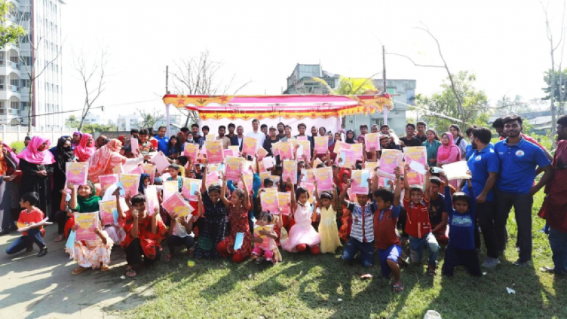 সুবিধাবঞ্চিত শিশুদের পাশে দাঁড়ালো খুবির রোটার‍্যাক্ট ক্লাব