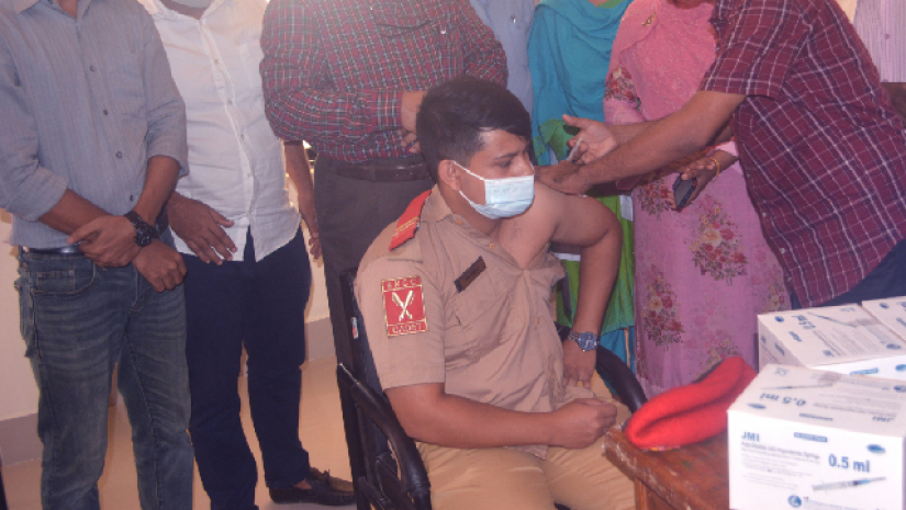 নোবিপ্রবি ক্যাম্পাসে টিকা পাবে ৫ হাজার শিক্ষার্থী, ক্যাম্পেইন চলবে ১০ দিন