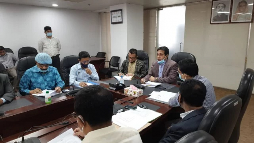 চলছে বাস ভাড়া পুনর্নির্ধারণের বৈঠক