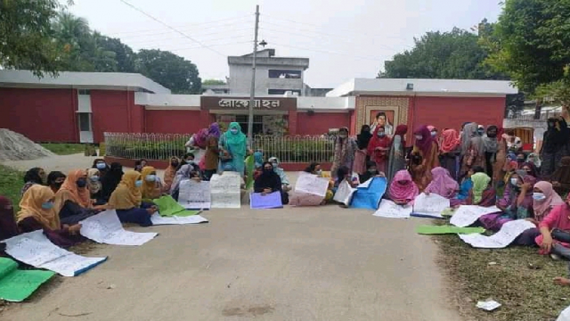 রাবিতে আন্দোলন: সান্ধ্য আইন ছাড়া অন্য দাবি মেনে নিল প্রশাসন