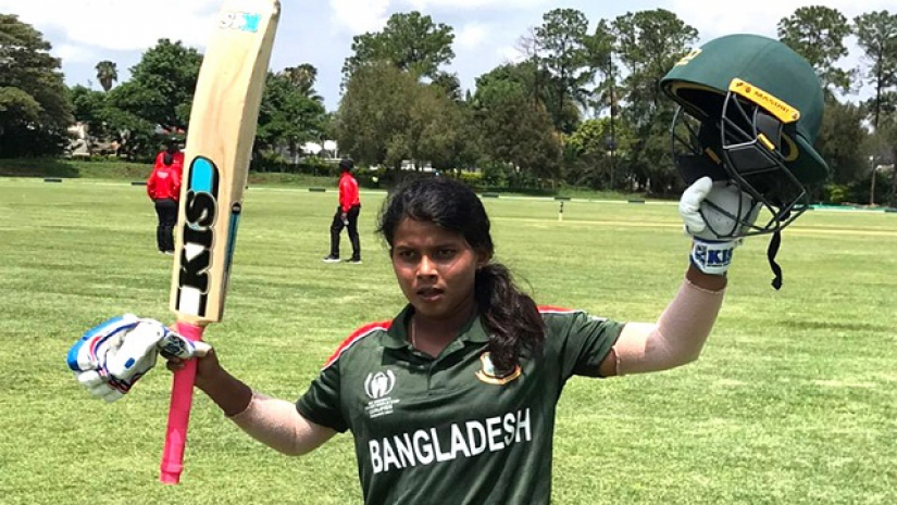 বাংলাদেশি ডানহাতি ব্যাটসম্যান শারমিন আক্তার সুপ্ত।
