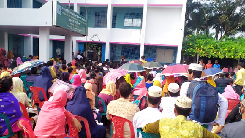 টিকা নিতে দিতে হচ্ছে ১৬০ টাকা