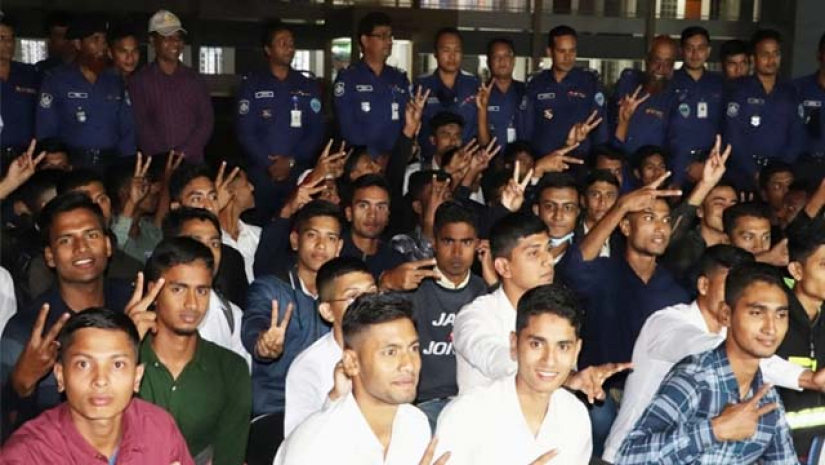 পরীক্ষায় উত্তীর্ণ ৬৫ জন