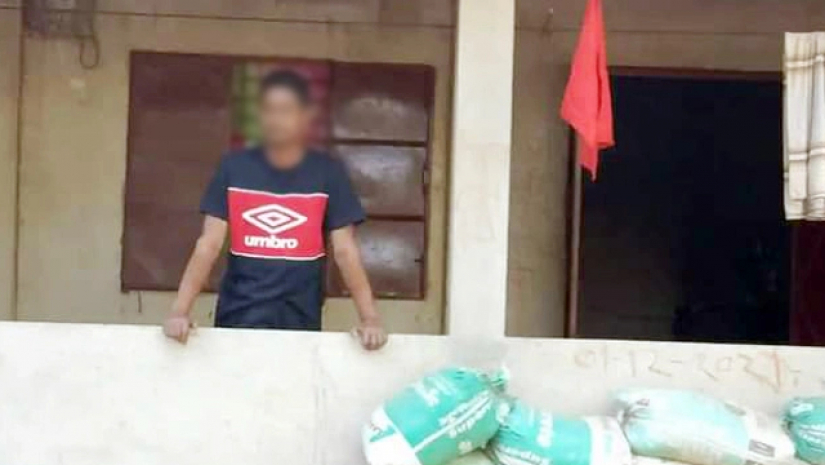 আফ্রিকাফেরত প্রবাসীর বাসায় লাল পতাকা