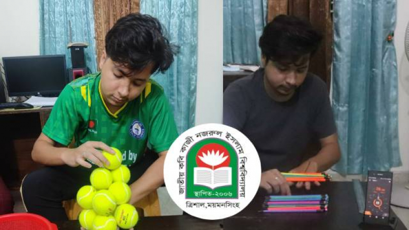 পেন্সিলের পর এবার হাতে বল রেখে গিনেস বুকে মনিরুল