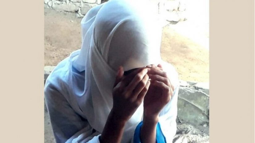 বাবার লাশ বাড়িতে রেখে আলিম পরীক্ষা দিলেন সোনিয়া