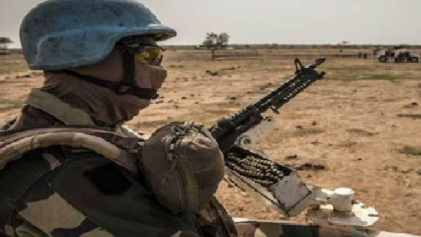 বাসে জঙ্গি হামলায় নিহত ৩১