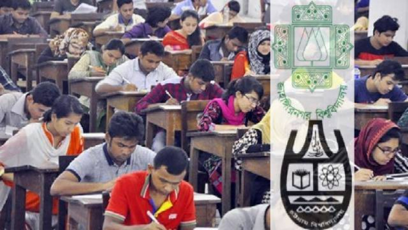 জালিয়াতি করে জাবি ভর্তি চান্স পাওয়ার পর সাক্ষাৎকার দিতে এসে আটক হয়েছেন মোস্তফা কামাল। আটক হওয়ার পর তিনি চবিতে জালিয়াতি করে চান্স পাওয়া তার আরও দুই বন্ধুর বিষয়ে জানান