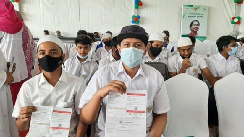 প্রথম ডোজের টিকা পেয়েছে ৯ লাখ স্কুল শিক্ষার্থী