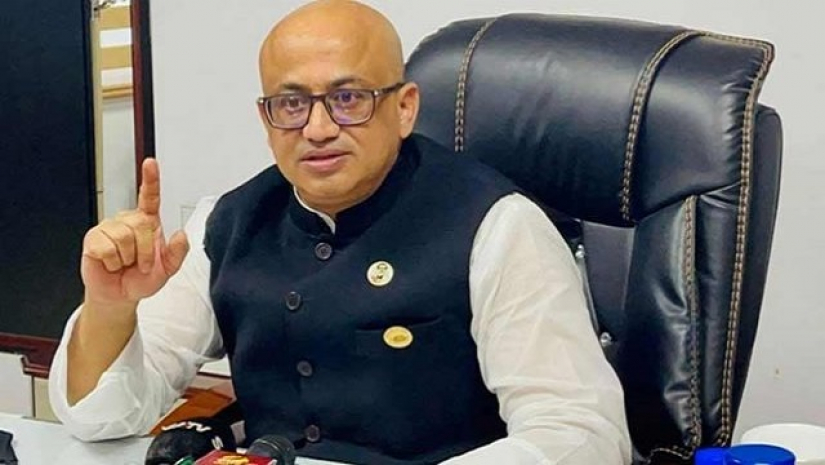 দুপুরেই পদত্যাগ করছেন তথ্য প্রতিমন্ত্রী