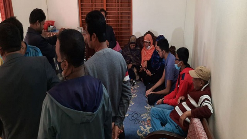 রায়ে সন্তুষ্ট, বাকিদেরও ফাঁসি চাই: আবরার মা