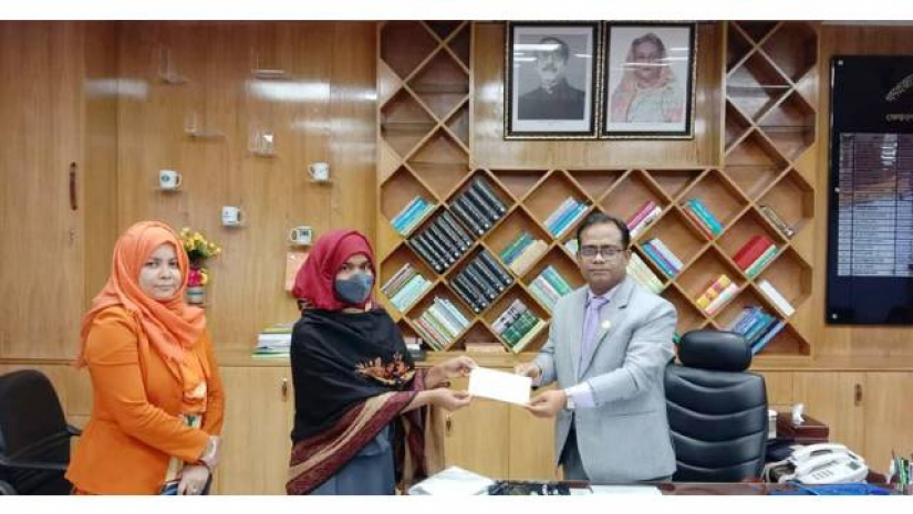 সেতুর স্বপ্ন পূরণে এগিয়ে আসেন মানিকগঞ্জে জেলা প্রশাসক