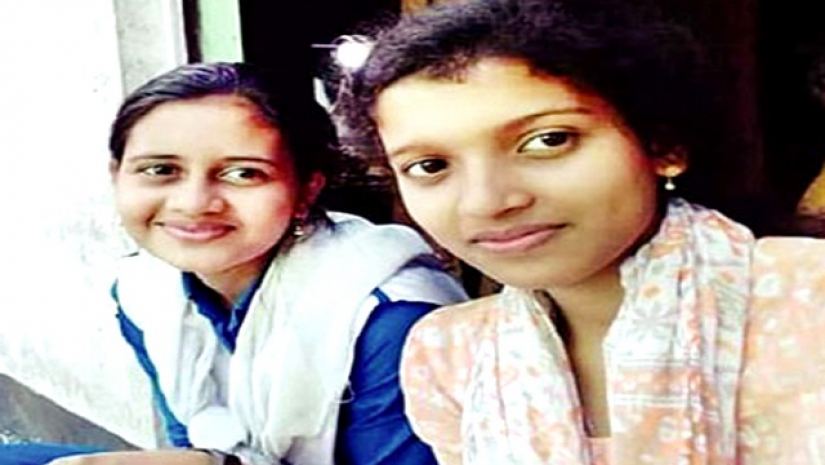 তামান্না আকতার ও অর্পা মল্লিক