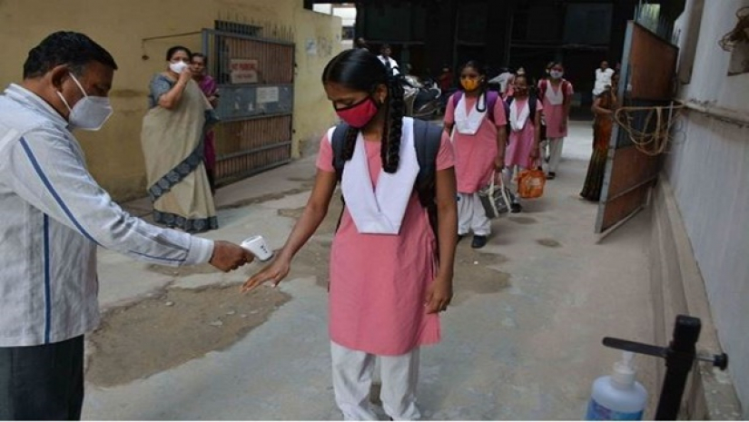 করোনায় আক্রান্ত ২৯ শিক্ষার্থী
