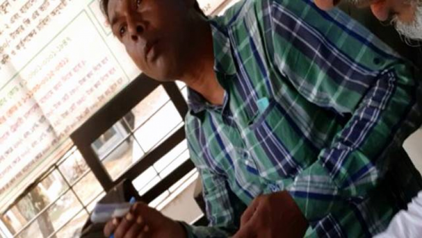 ভাইরাল হওয়া ভিডিও থেকে নেওয়া