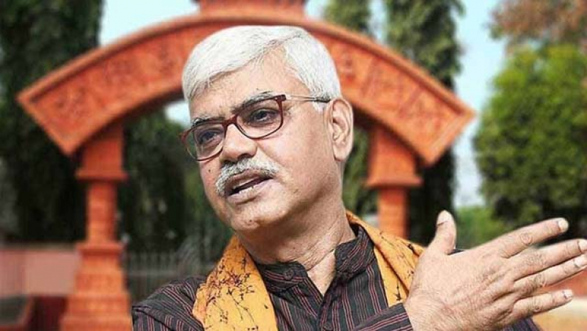 বিশ্বভারতী বিশ্ববিদ্যালয়ের উপাচার্য বিদ্যুৎ চক্রবর্তী