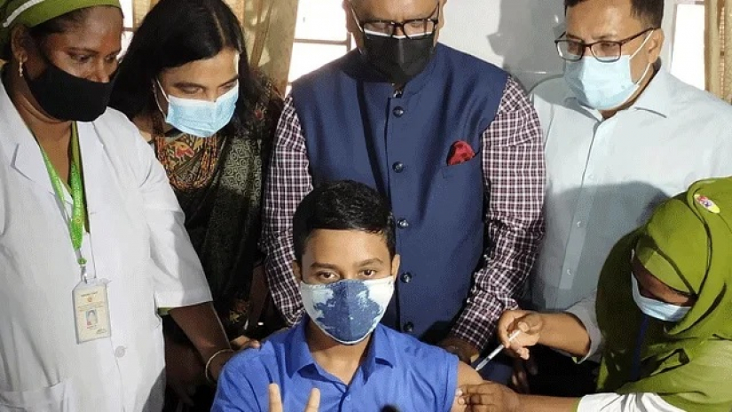 শিক্ষার্থীদের টিকা