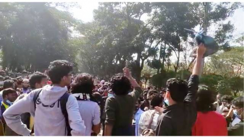 ভিসির পদত্যাগ দাবিতে ফের উত্তপ্ত শাবি
