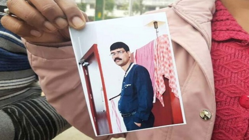 কয়েক লাখ টাকা হাতিয়ে বিয়ের দিন উধাও ‘অধ্যাপক’